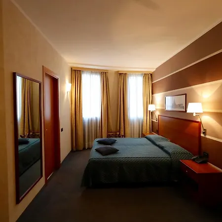 Classic Tulipano ホテル テルニ