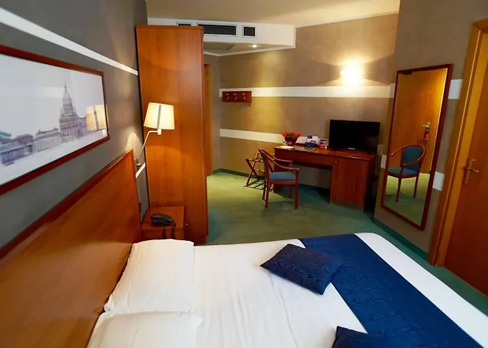 Classic Tulipano Hotel 3*