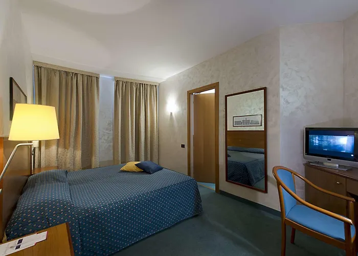 Hotel Classic Tulipano 3*